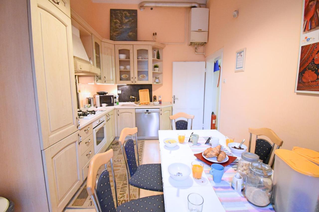 Donos Art Apartment Загреб Экстерьер фото